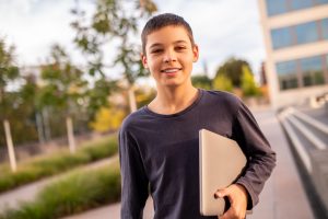 Qu’est-ce que la dyslexie ? Symptômes, causes et solutions