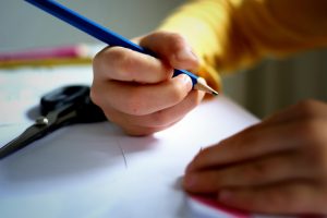 Orthophonie et outils numériques : comment le jeu renforce la rééducation des enfants DYS