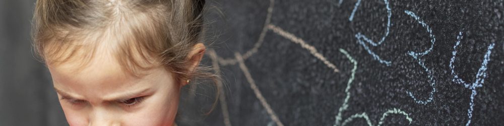 portrait-petite-fille-bouleversee (1)